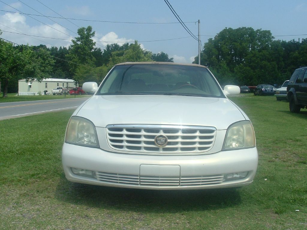 2005 Cadillac DeVille Image 4