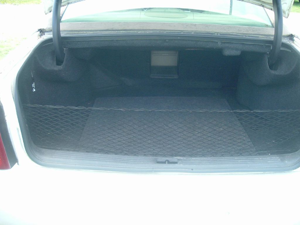 2005 Cadillac DeVille Image 6