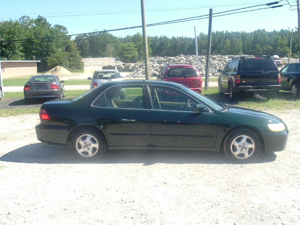 1998 Honda Accord Image 1