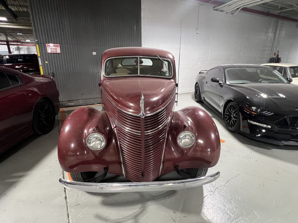 1938 Ford Standard 2dr Sd Image 3