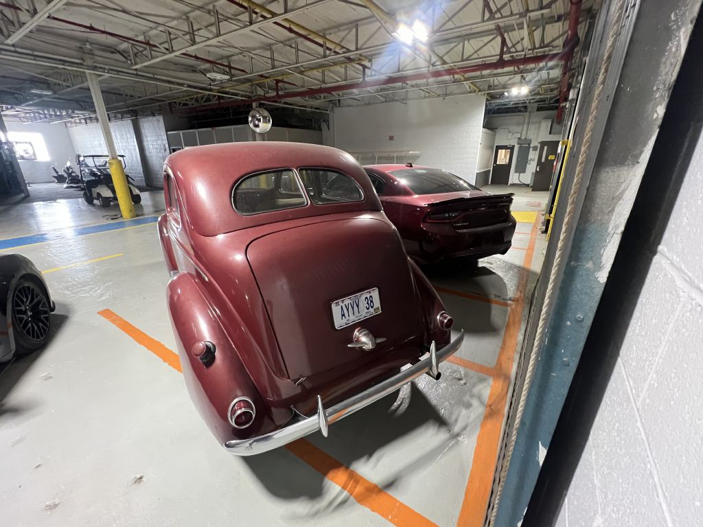 1938 Ford Standard 2dr Sd Image 9