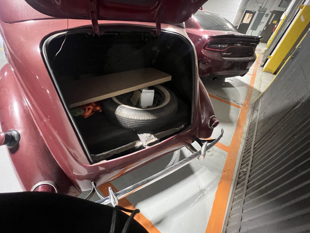 1938 Ford Standard 2dr Sd Image 10