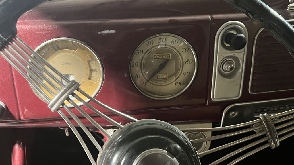 1938 Ford Standard 2dr Sd Image 20