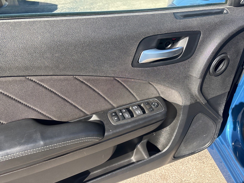 2022 Dodge Charger Image 11