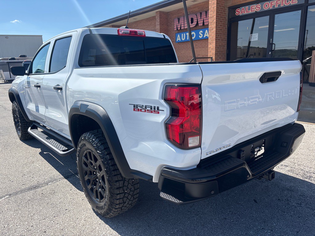 2025 Chevrolet Colorado Image 13