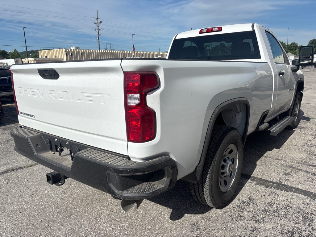 2025 Chevrolet Silverado 1500 Image 8