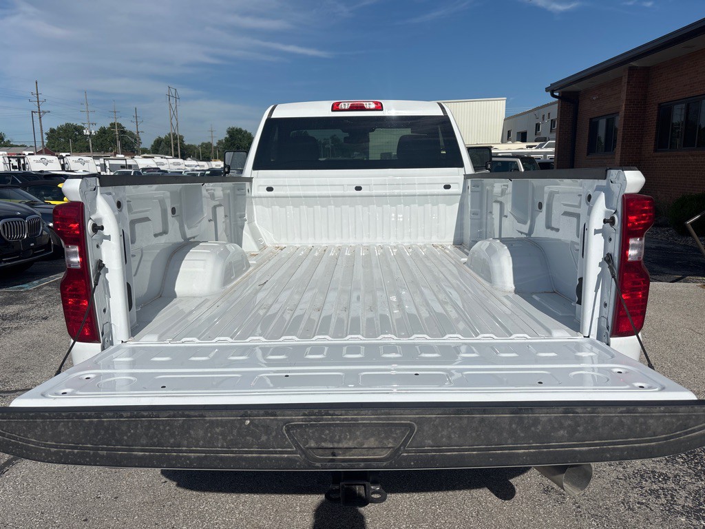 2025 Chevrolet Silverado 1500 Image 10