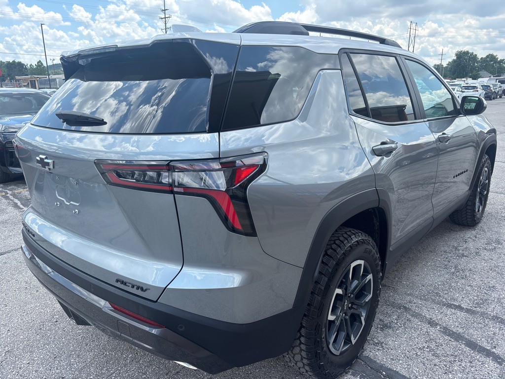 2025 Chevrolet Equinox Image 7