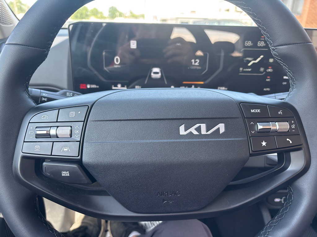2025 Kia K4 Image 23