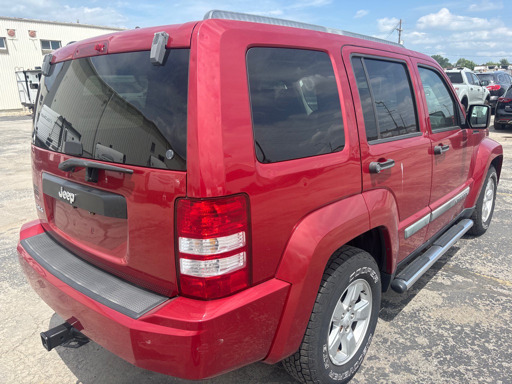 2010 Jeep Liberty Image 9