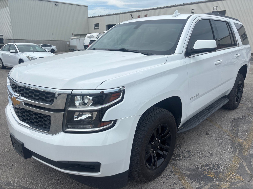2019 Chevrolet Tahoe Image 2