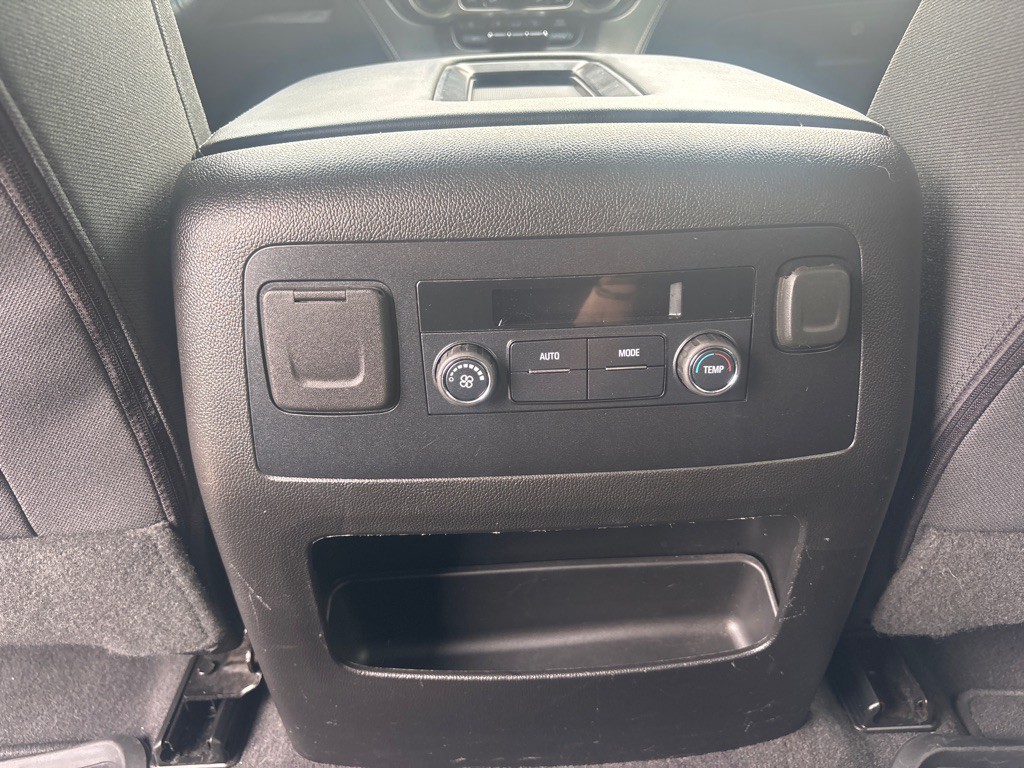 2019 Chevrolet Tahoe Image 19