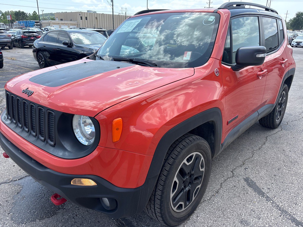 2016 Jeep Renegade Image 2