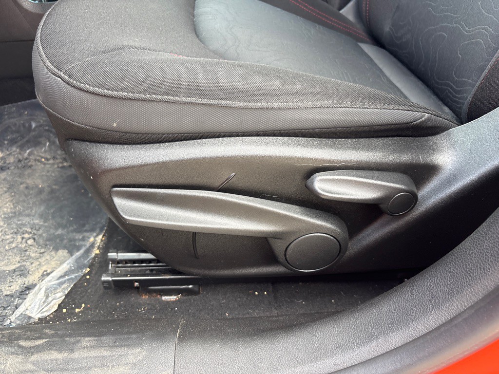 2016 Jeep Renegade Image 15