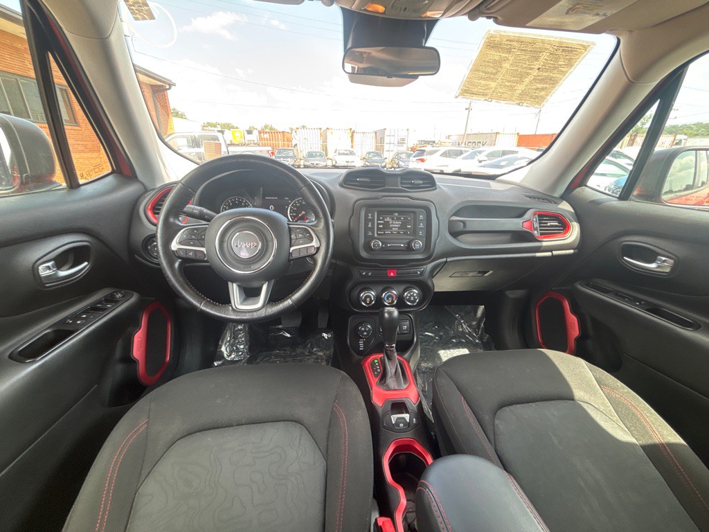 2016 Jeep Renegade Image 18