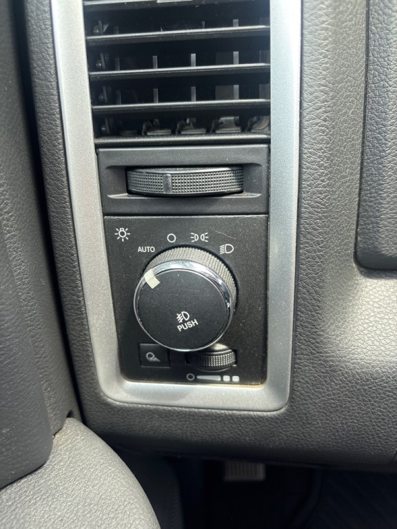 2011 Dodge Ram 1500 Image 26
