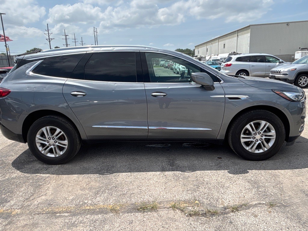 2021 Buick Enclave Image 7