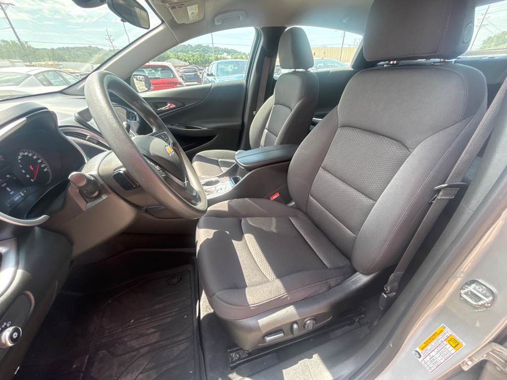 2022 Chevrolet Malibu Image 17