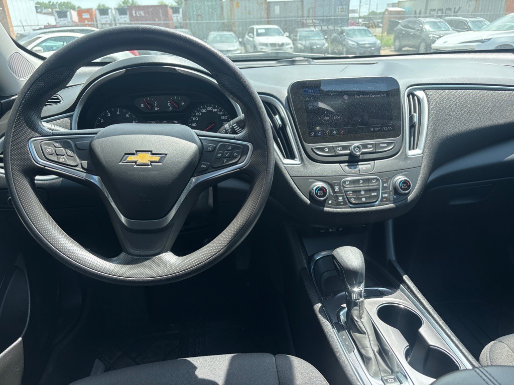 2022 Chevrolet Malibu Image 23