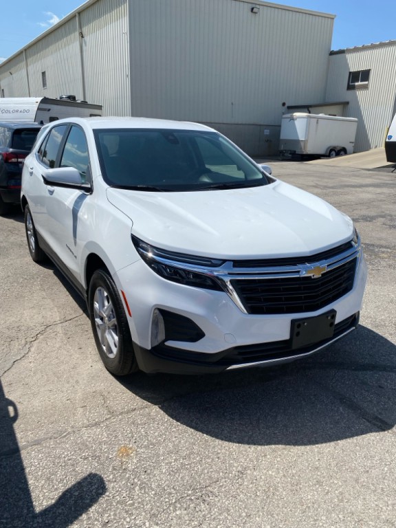 2023 Chevrolet Equinox Image 2