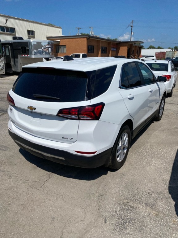 2023 Chevrolet Equinox Image 3