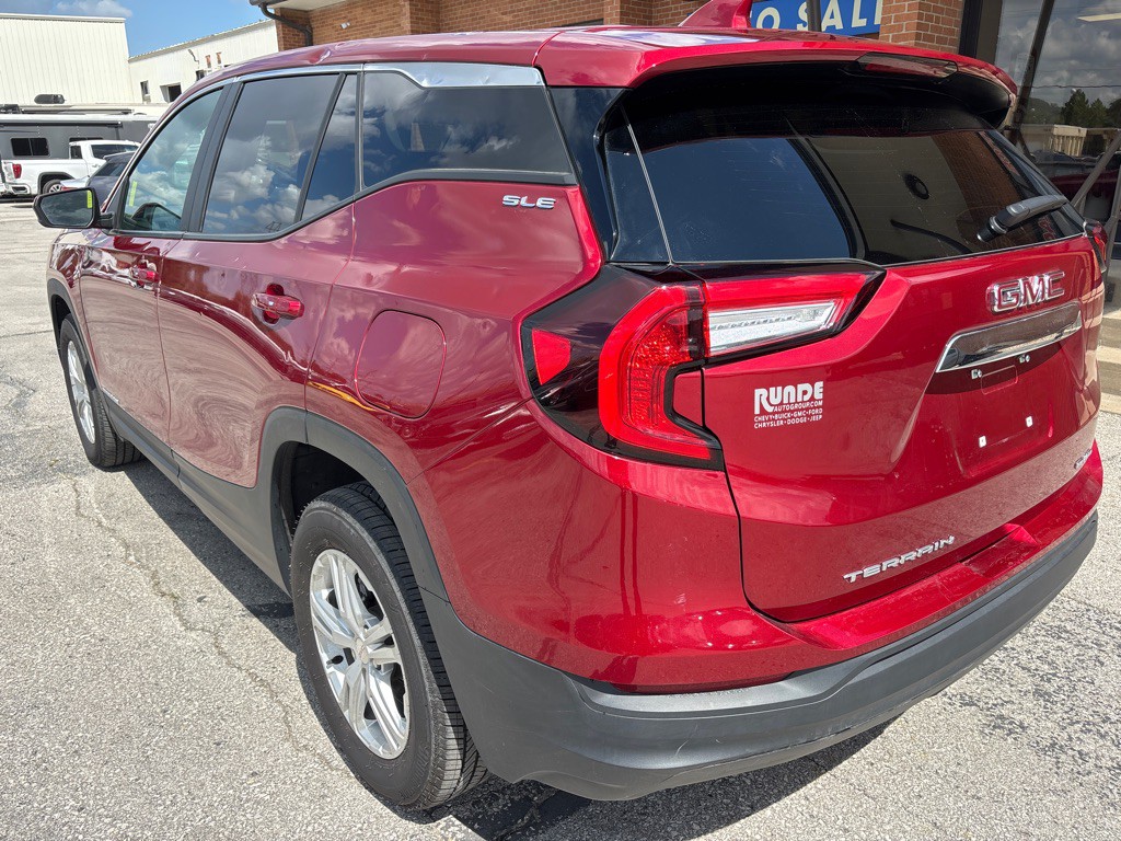2024 GMC Terrain Image 11