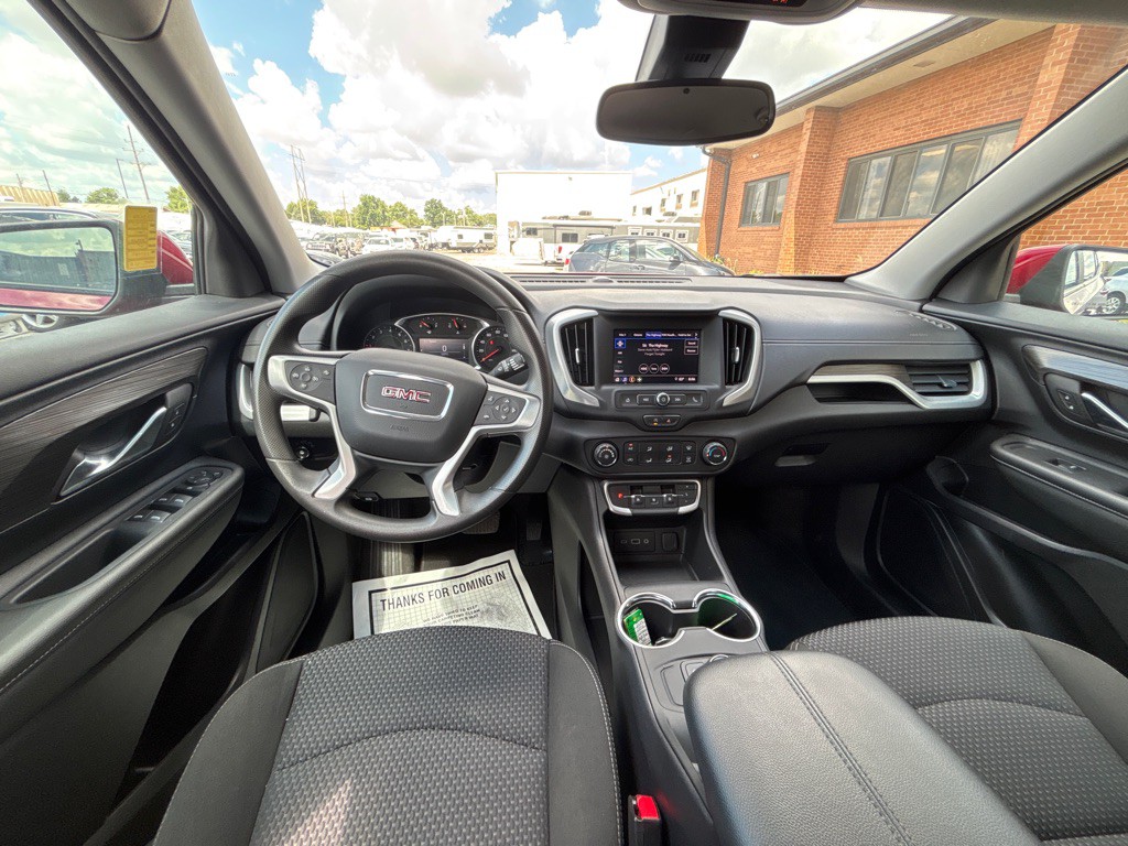 2024 GMC Terrain Image 22