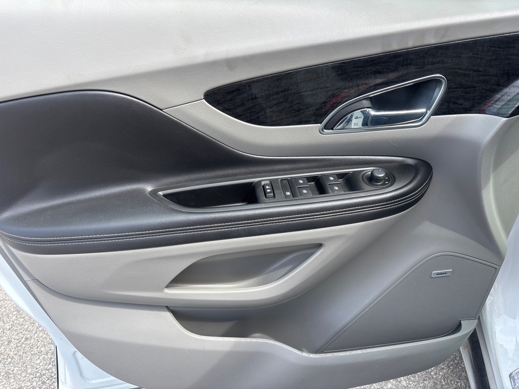 2015 Buick Enclave Image 12