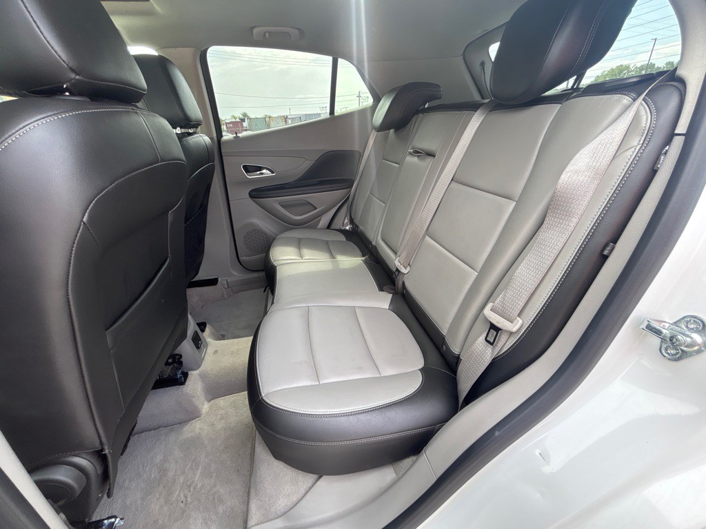 2015 Buick Enclave Image 16