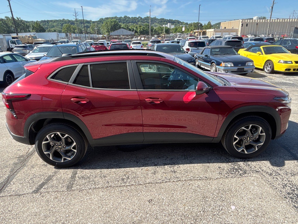 2025 Chevrolet Trax Image 10
