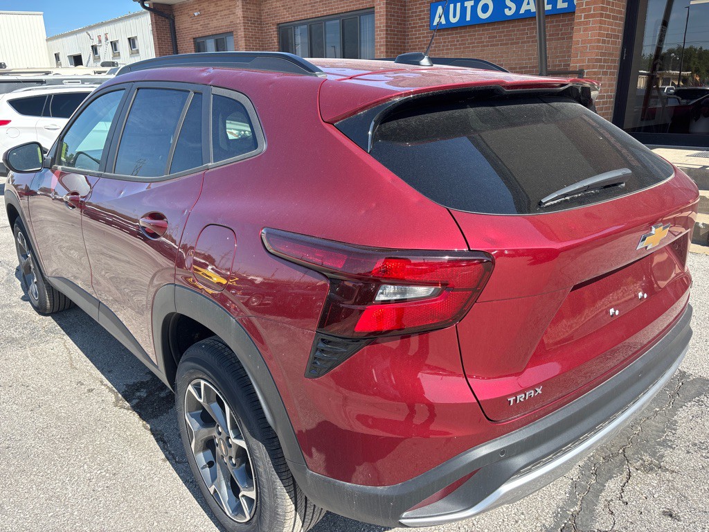 2025 Chevrolet Trax Image 13