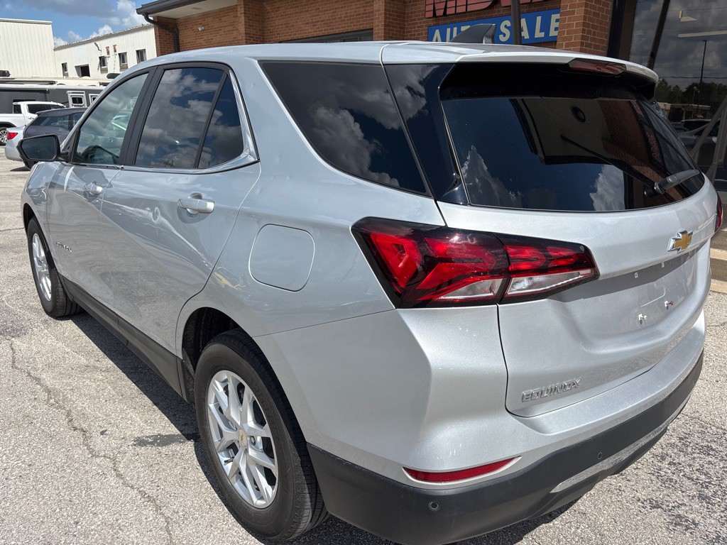 2022 Chevrolet Equinox Image 12