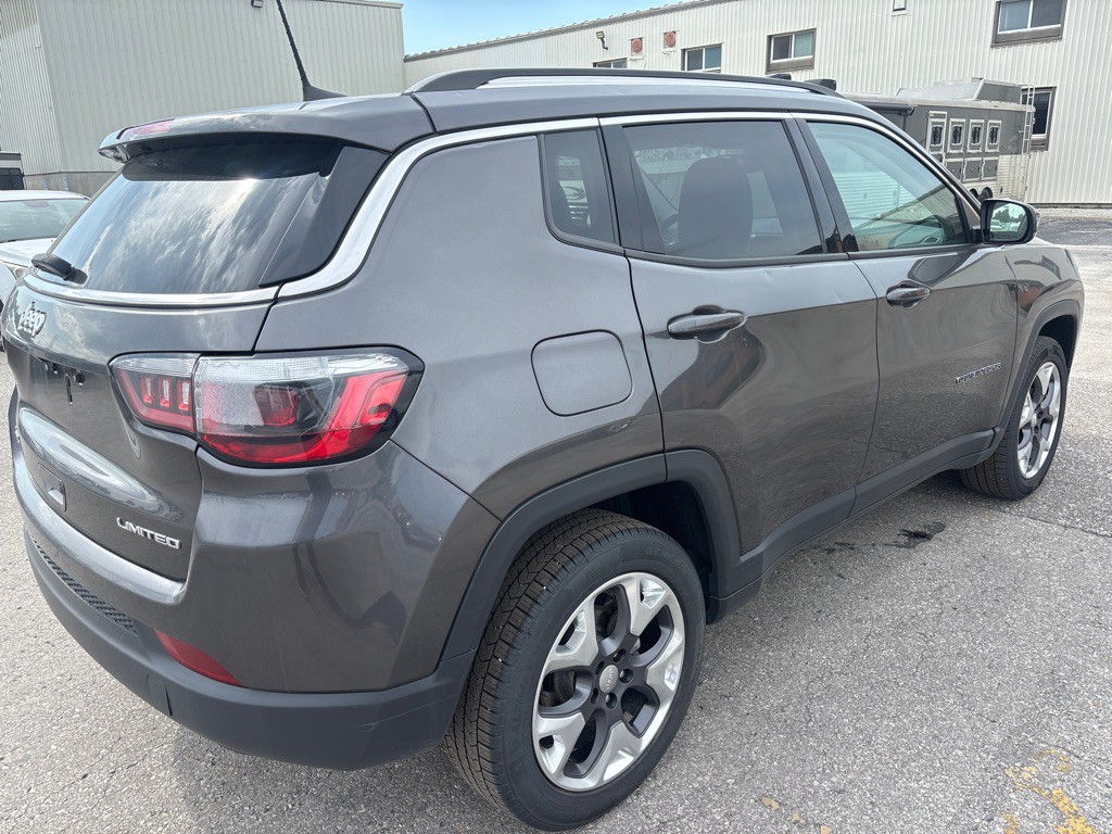 2020 Jeep Compass Image 8