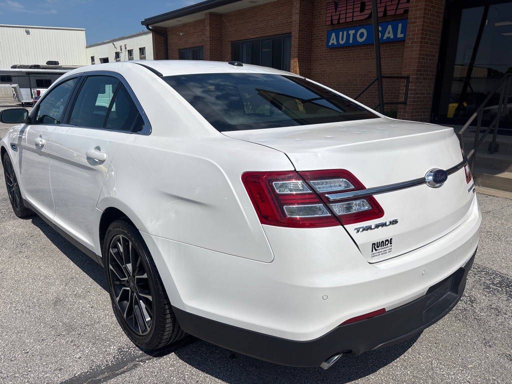 2019 Ford Taurus Image 11