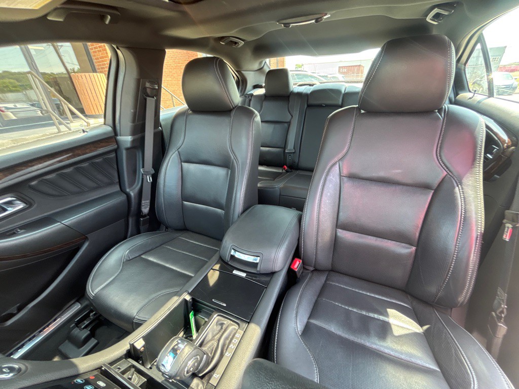 2019 Ford Taurus Image 18