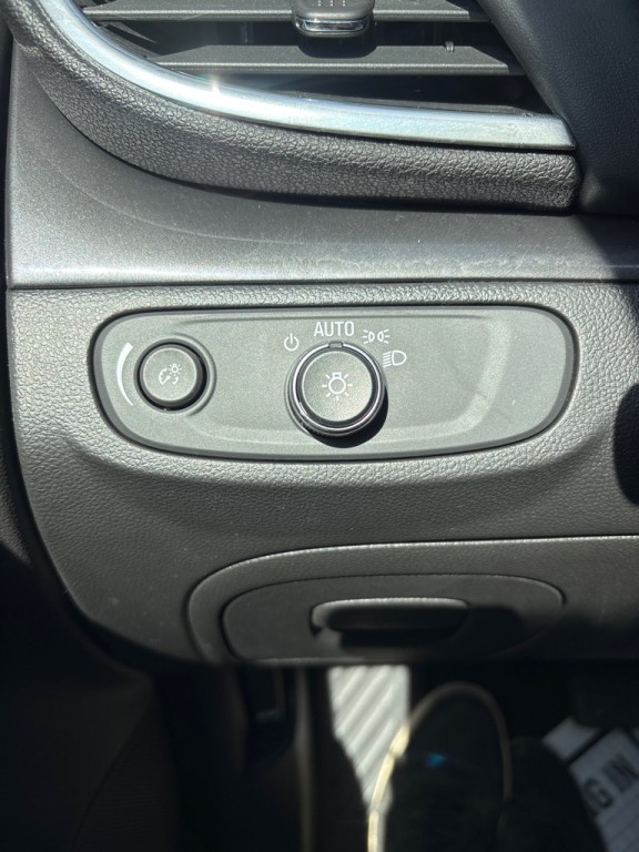 2021 Buick Enclave Image 21