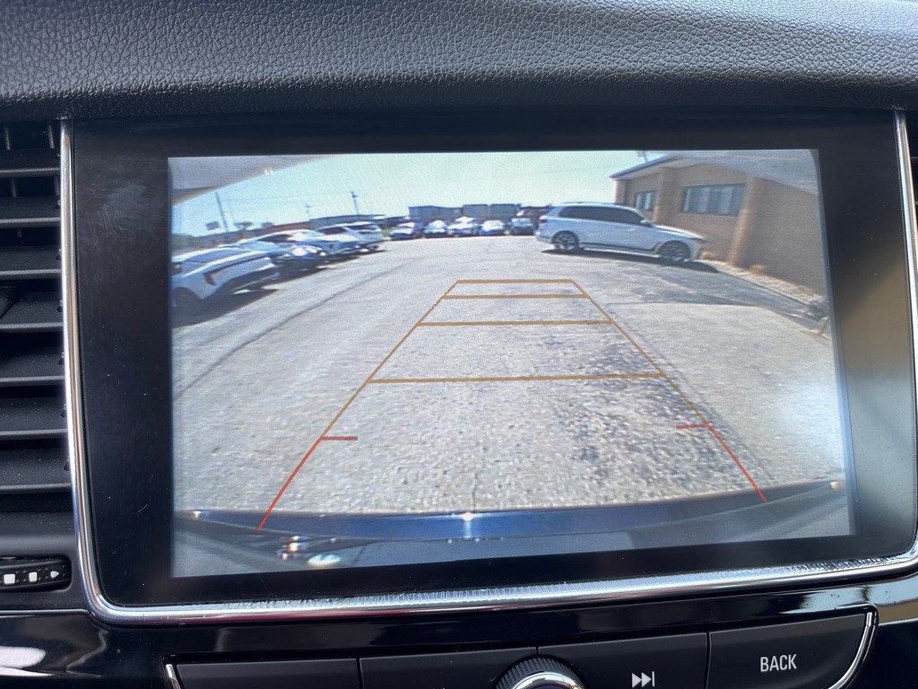 2021 Buick Enclave Image 25