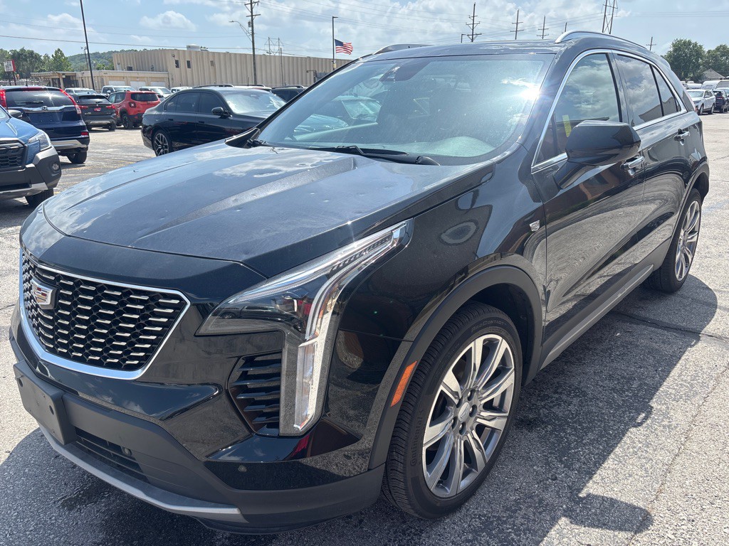 2019 Cadillac XT4 Image 2