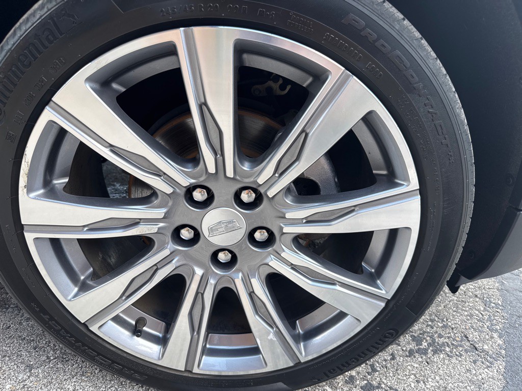 2019 Cadillac XT4 Image 32