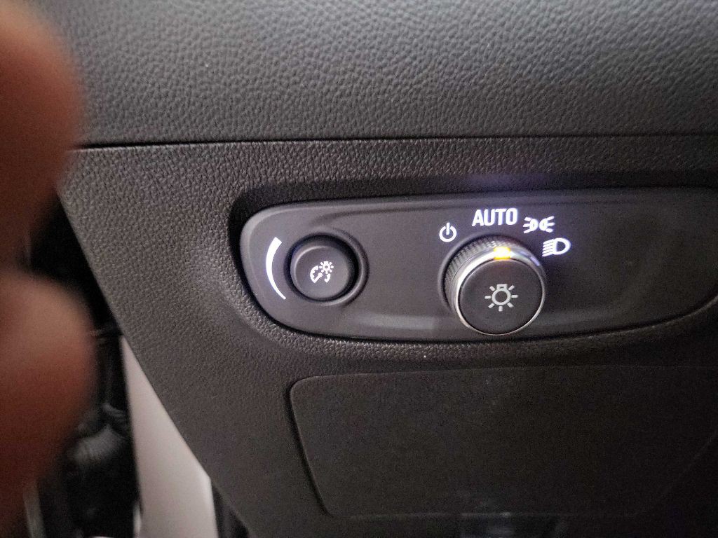 2025 Buick Enclave Image 15