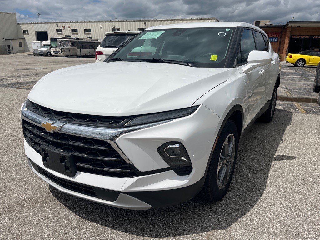 2023 Chevrolet Blazer Image 1