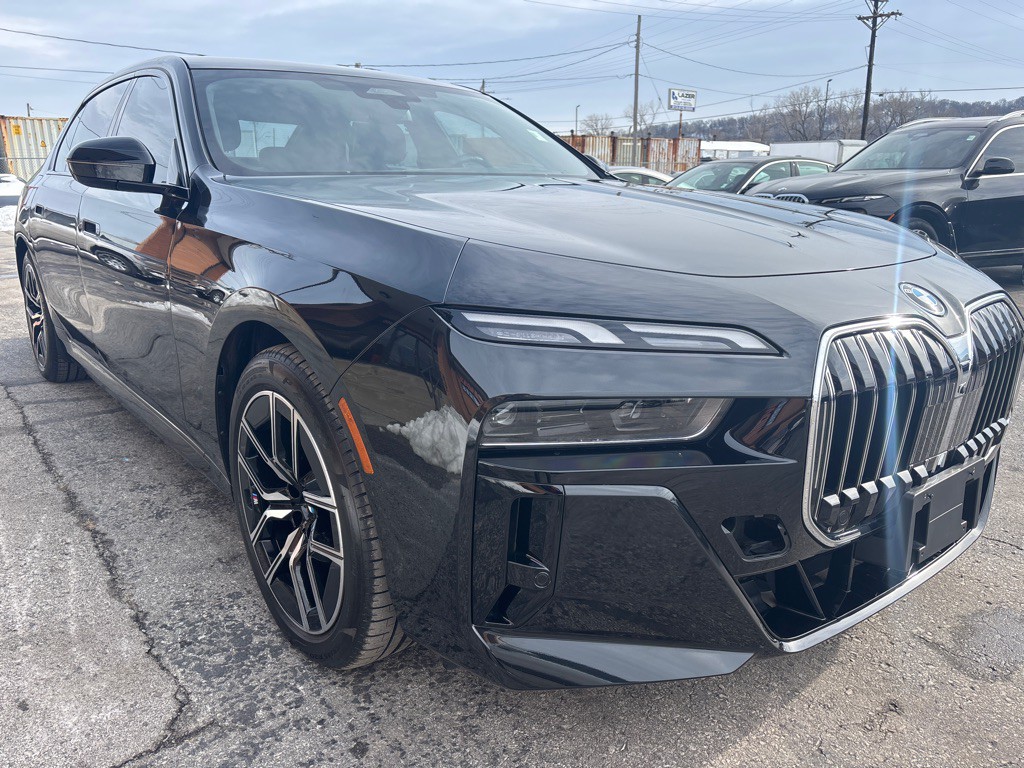 2024 BMW 7 Series Image 4