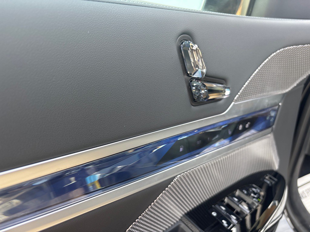 2024 BMW 7 Series Image 13