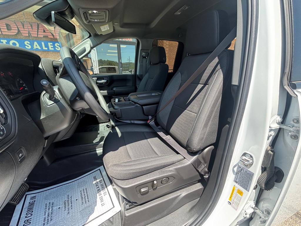 2024 Chevrolet Silverado 1500 Image 16