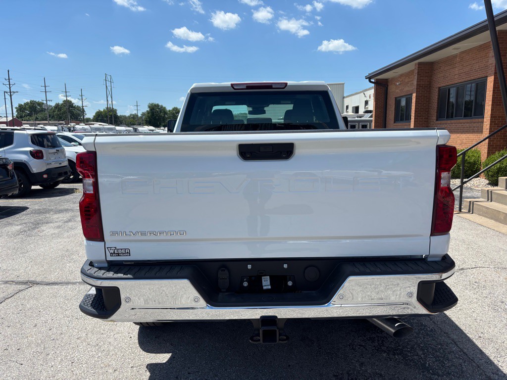 2024 Chevrolet Silverado 1500 Image 12