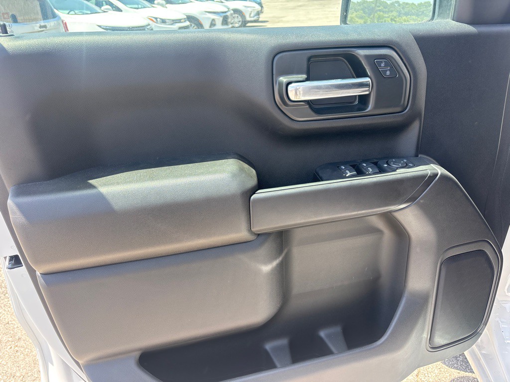 2024 Chevrolet Silverado 1500 Image 11