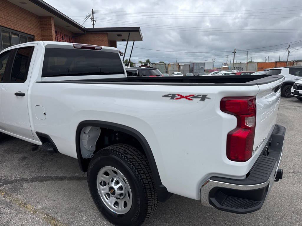 2024 Chevrolet Silverado 1500 Image 5
