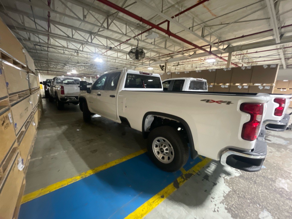 2024 Chevrolet Silverado 1500 Image 3