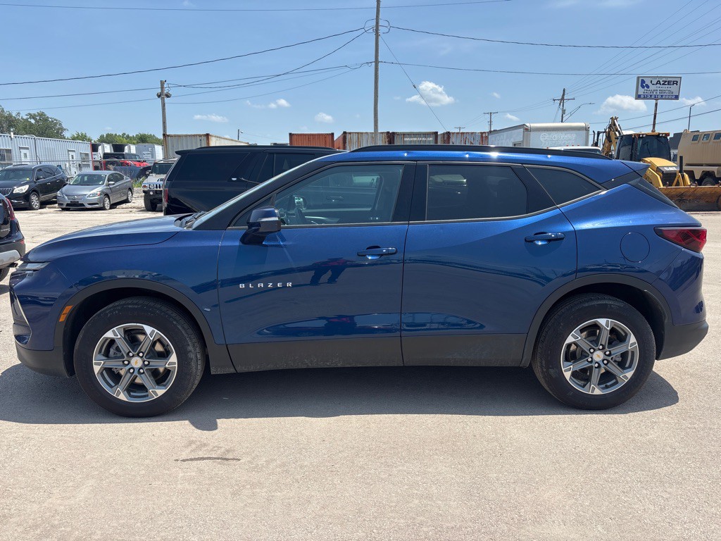 2023 Chevrolet Blazer Image 1