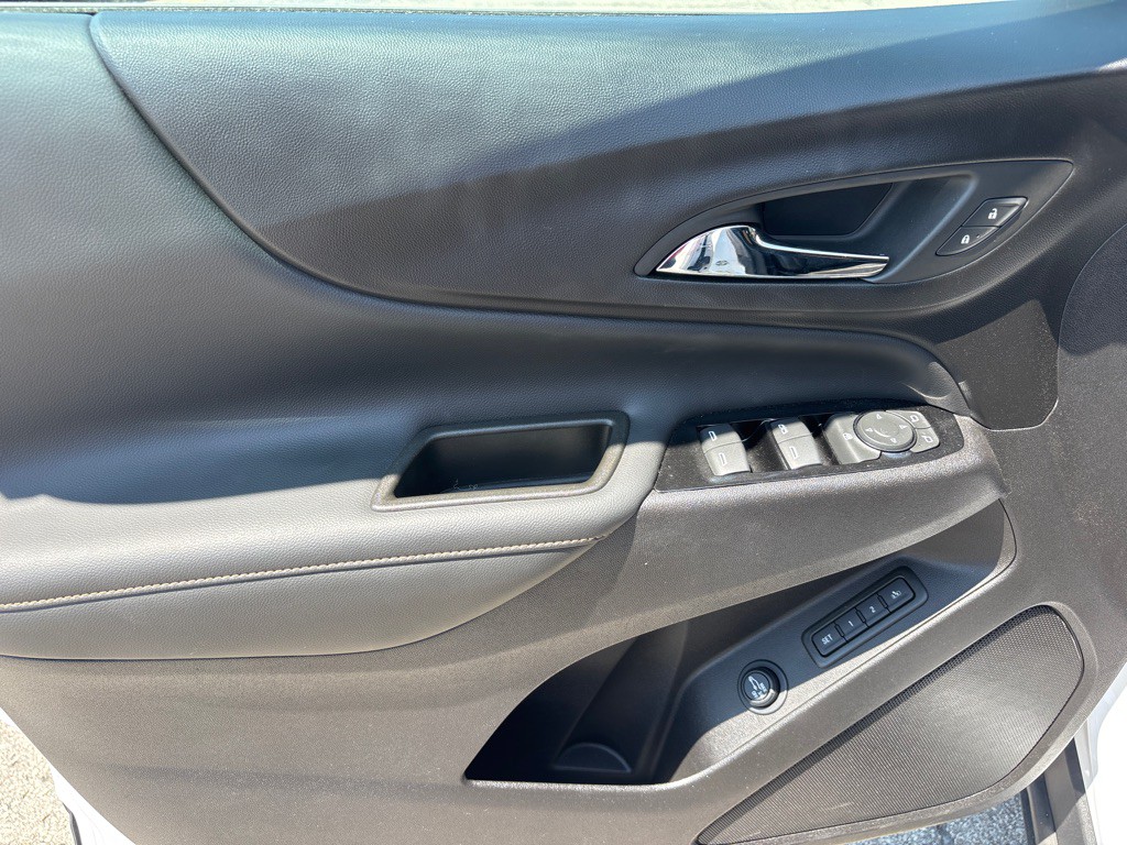 2024 Chevrolet Equinox Image 11